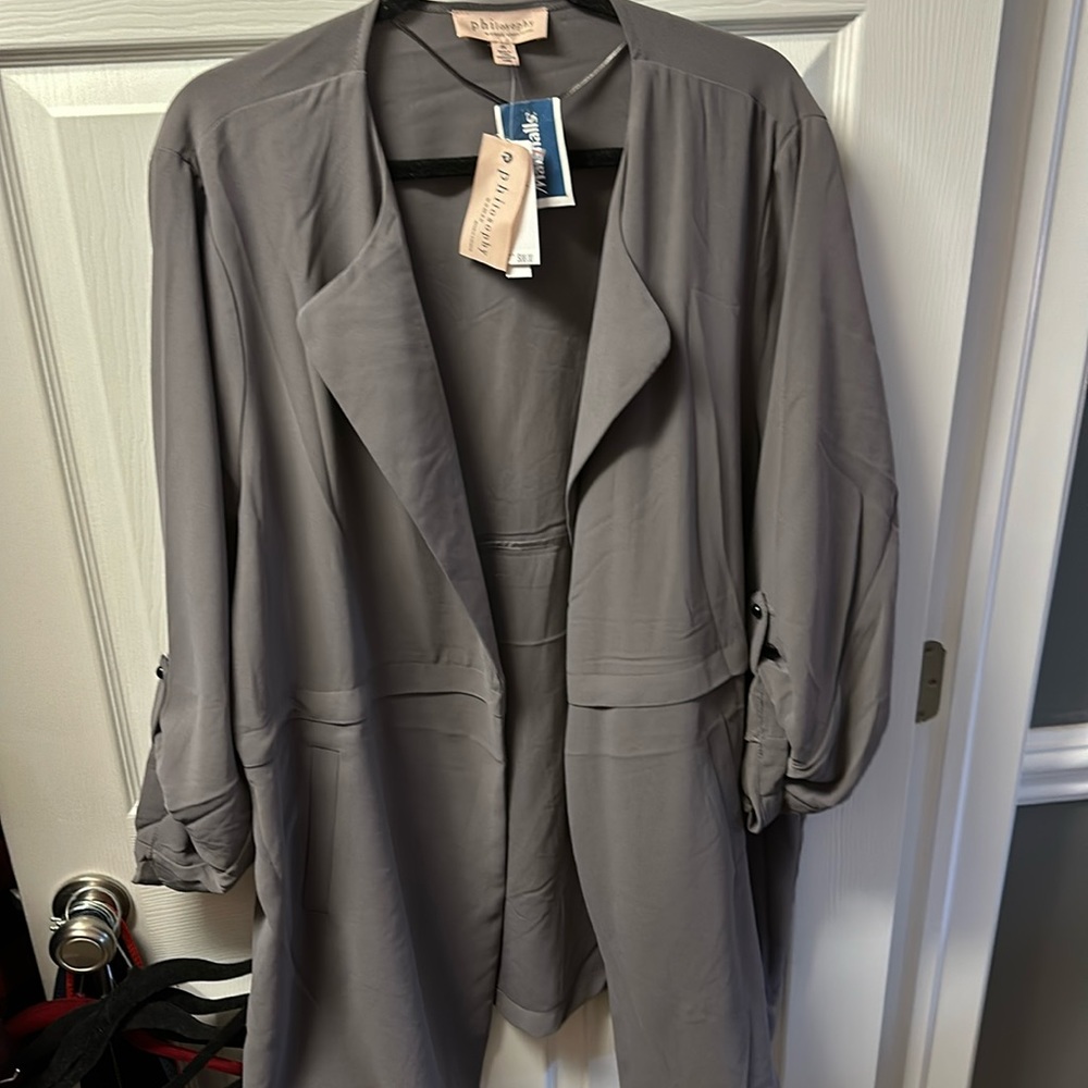 Lightweight soft yet structured cardigan-style blazer